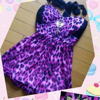d.i.a.ダイヤ正規品☆ヒョウ柄背中ガン開きペプラムミニワンピース