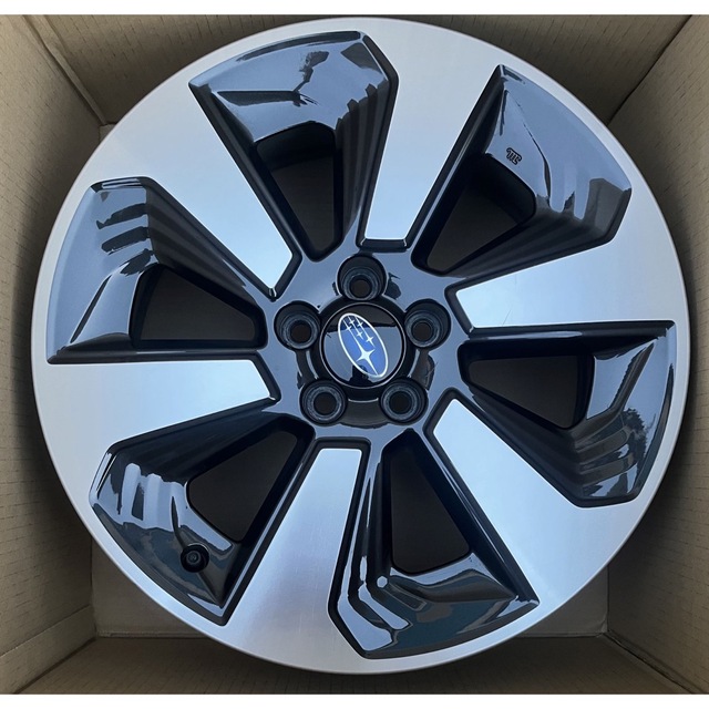 スバル - スバル SUBARU新車外し SJ系 フォレスター後期純正ホイール17