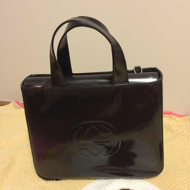 GUCCI - GUCCI ｴﾅﾒﾙバッグの通販 by あやてぃー's shop｜グッチならラクマ