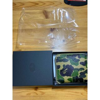 A BATHING APE - APE 2つ折り財布 カモ柄の通販 by とも's shop｜ア