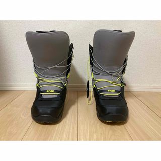 FLOW（ブーツ）のフリマアイテム一覧