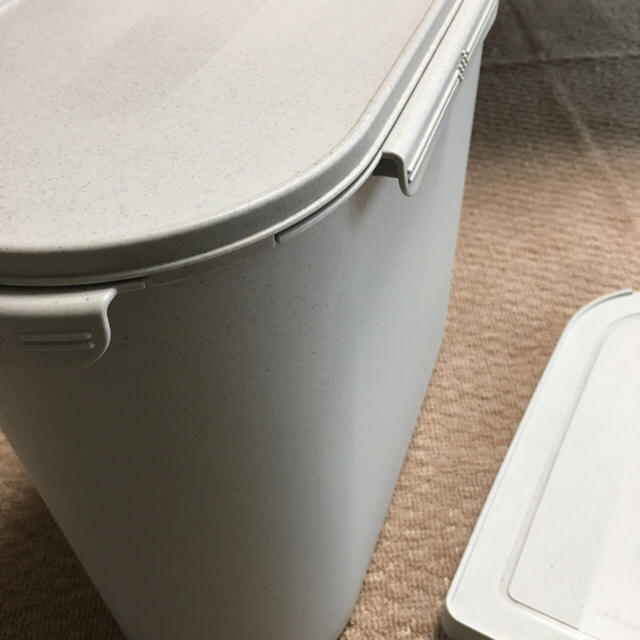 タッパーウェア キッチンキーパーお米20㌔保存の通販 by ゆきちゃん's