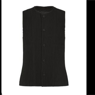 ISSEY MIYAKE（ベスト）のフリマアイテム一覧