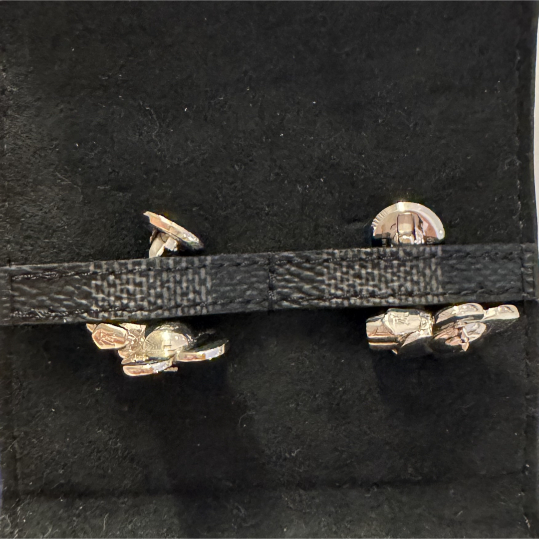 LOUIS VUITTON - 激レア LOUIS VUITTON カフス ヴィヴィエンヌの通販