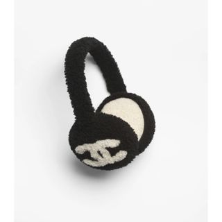 CHANEL - 値下げ！新品未使用 シャネル イヤーマフ 黒白 CCロゴ 25B