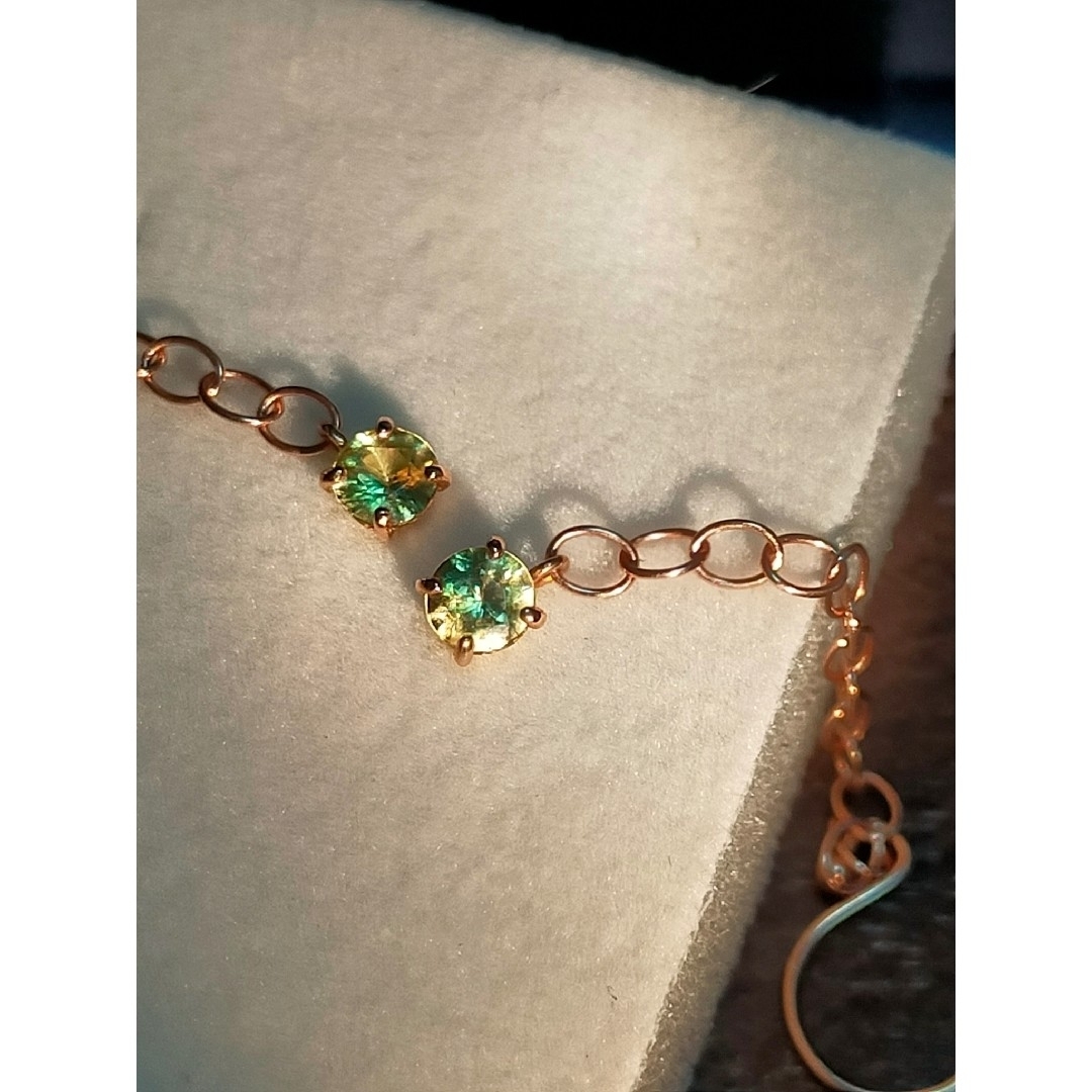 スフェーン ピアス チャームの通販 by パリパリ｜ラクマ