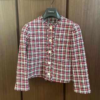 Theory luxe（ノーカラージャケット）のフリマアイテム一覧