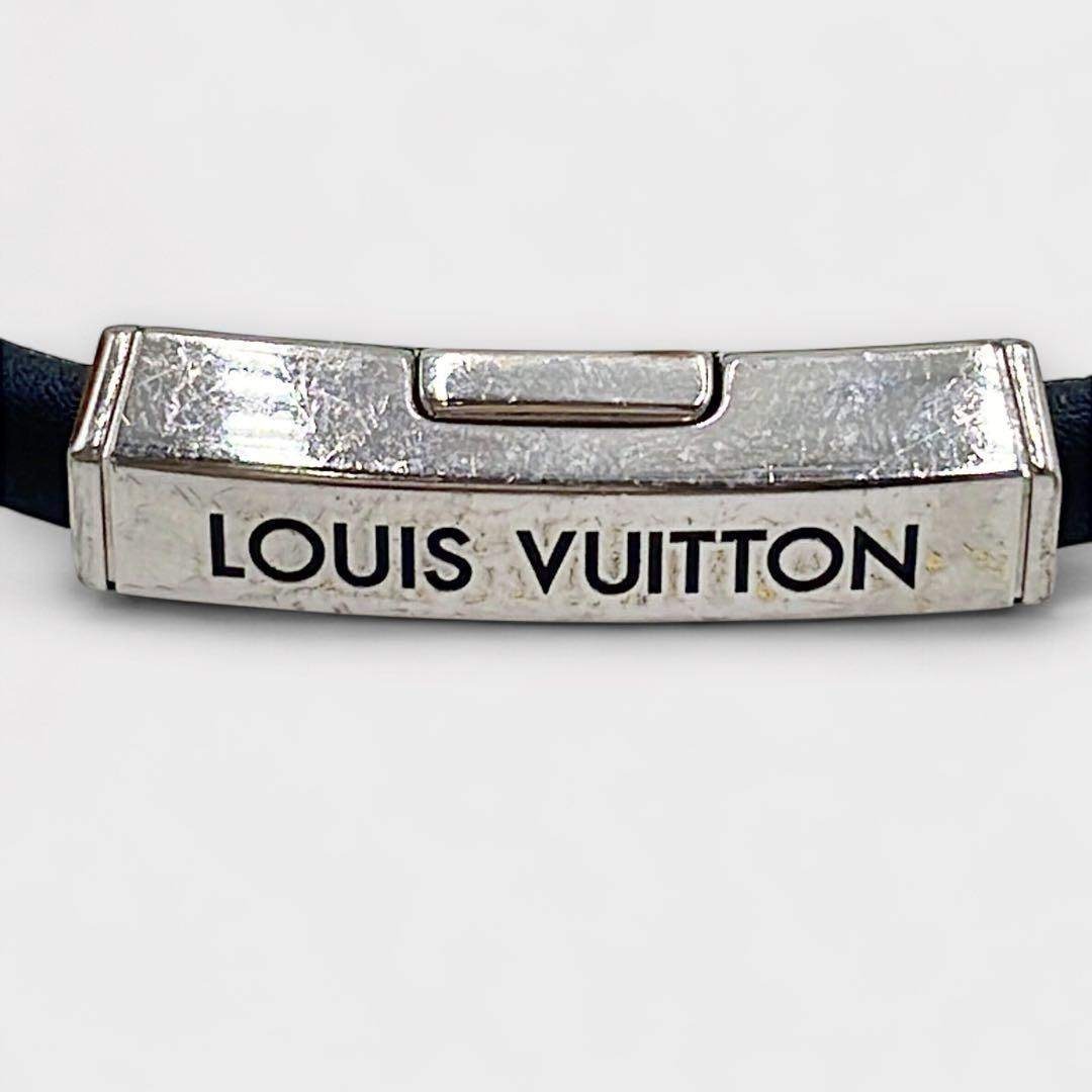 LOUIS VUITTON - LOUIS VUITTON ブラスレ・クリップイット M8119Eの