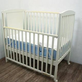 familiar（ベビーベッド）のフリマアイテム一覧