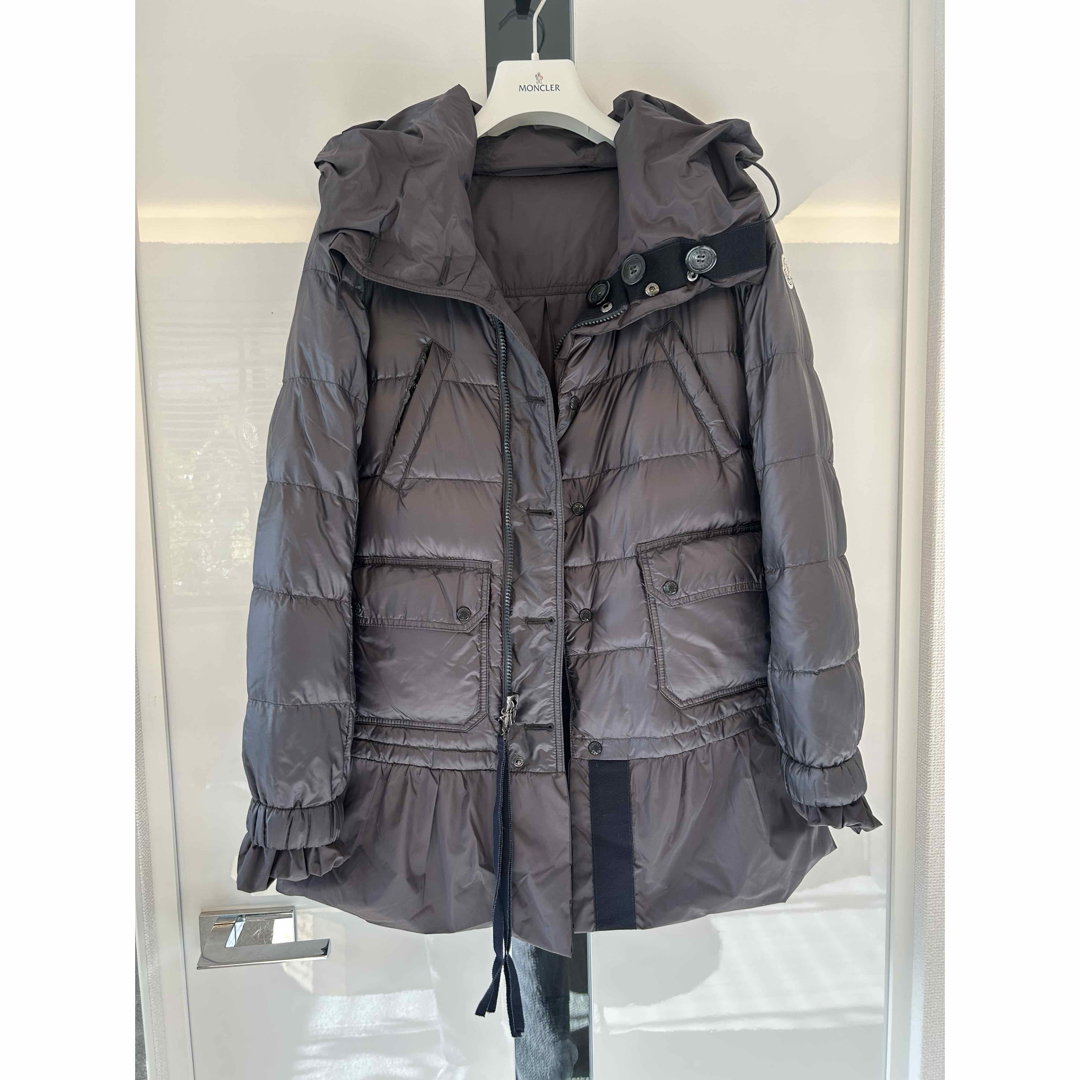 MONCLER - モンクレール サカイ コラボ リバーシブル フリル ダウン