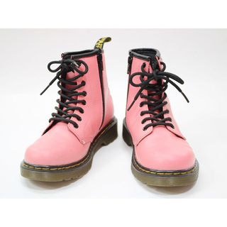 Dr.Martens（ピンク/桃色系）のフリマアイテム一覧