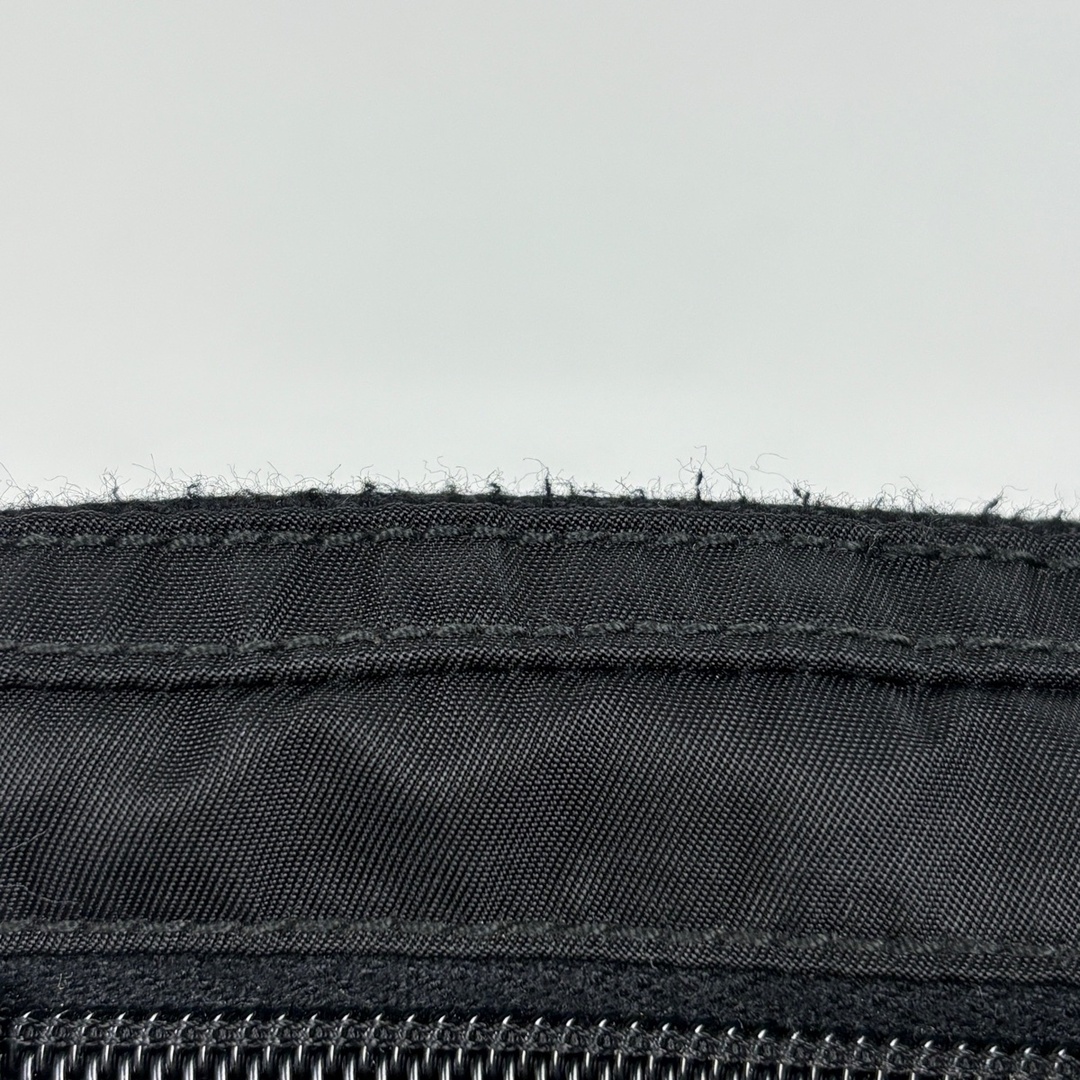 PRADA - プラダ ロゴプレート ウエストバッグ レディース 【中古】の