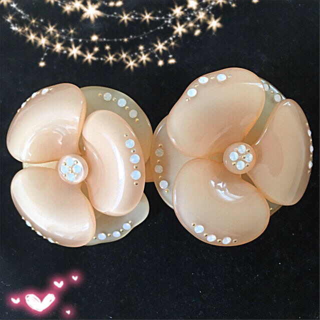 ALEXANDRE DE PARIS - アレクサンドルドゥパリ 双子カメリア バレッタ