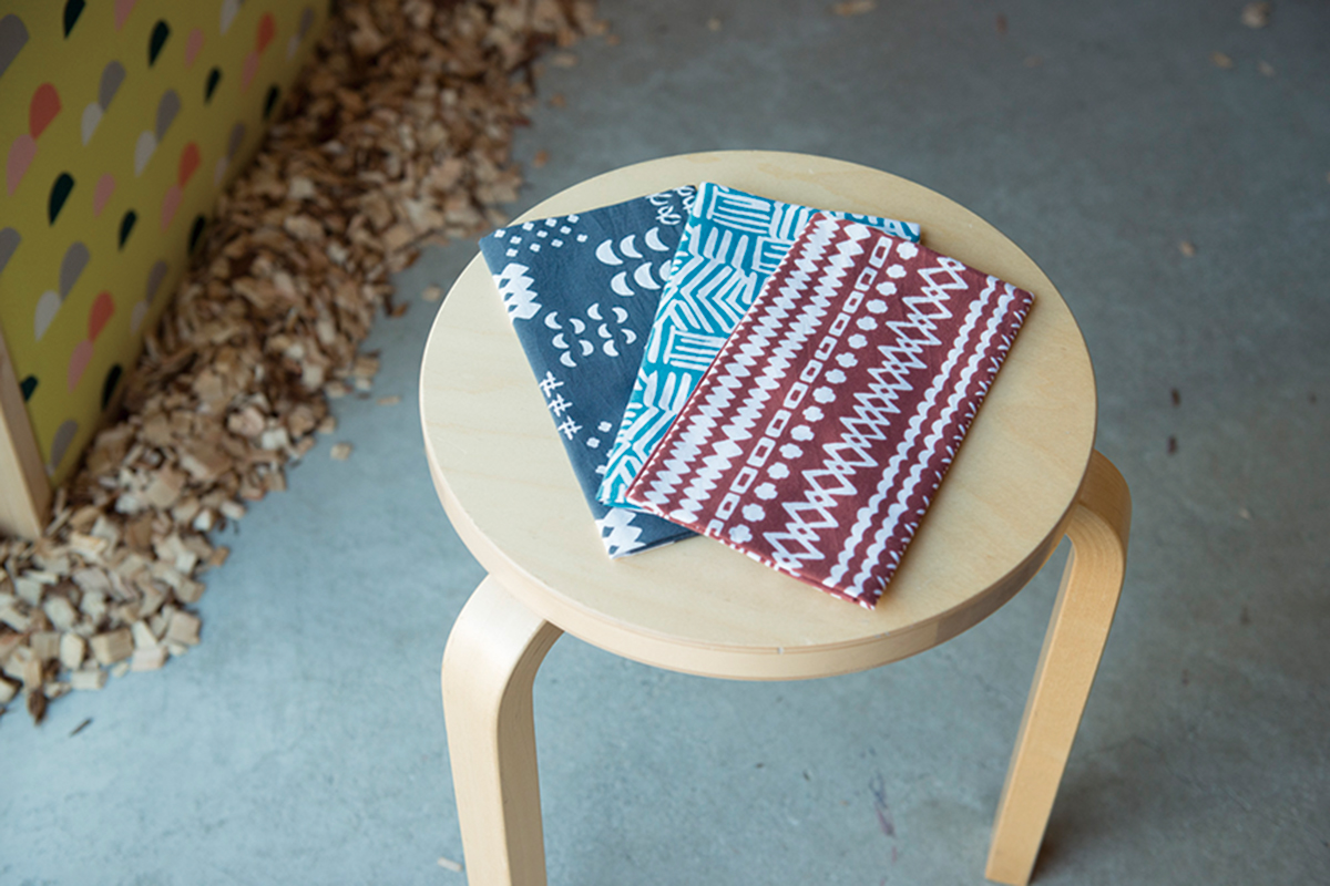 マリメッコ〉でデビュー！テキスタイルデザイナー・島塚絵里さんがいま