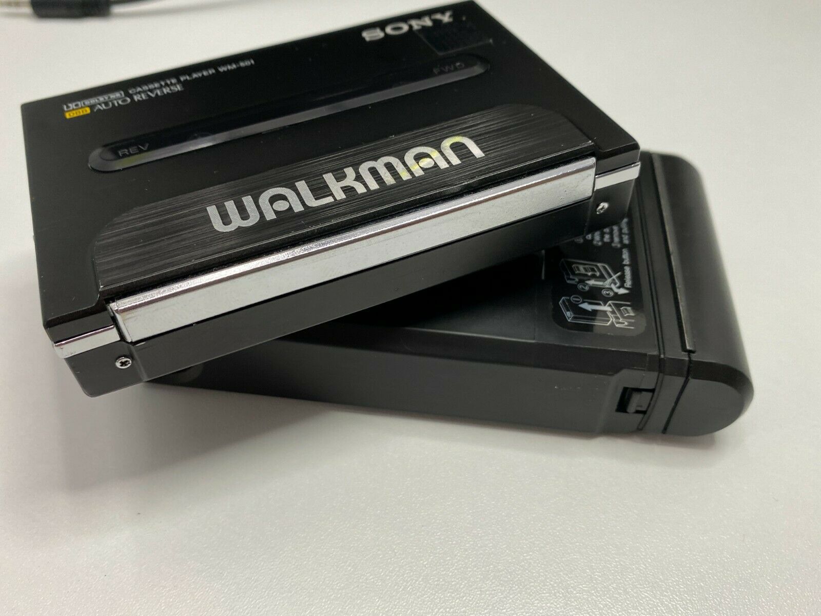 カスタマイズ品 整備済 SONY WALKMAN 透明外装 名機 WM-501 SONY