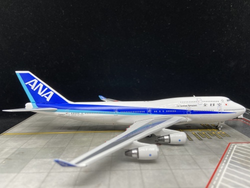 PH04372 ANA 全日空Boeing 747-400 JA8097 Phoenix 1:400 -飞机模型世界