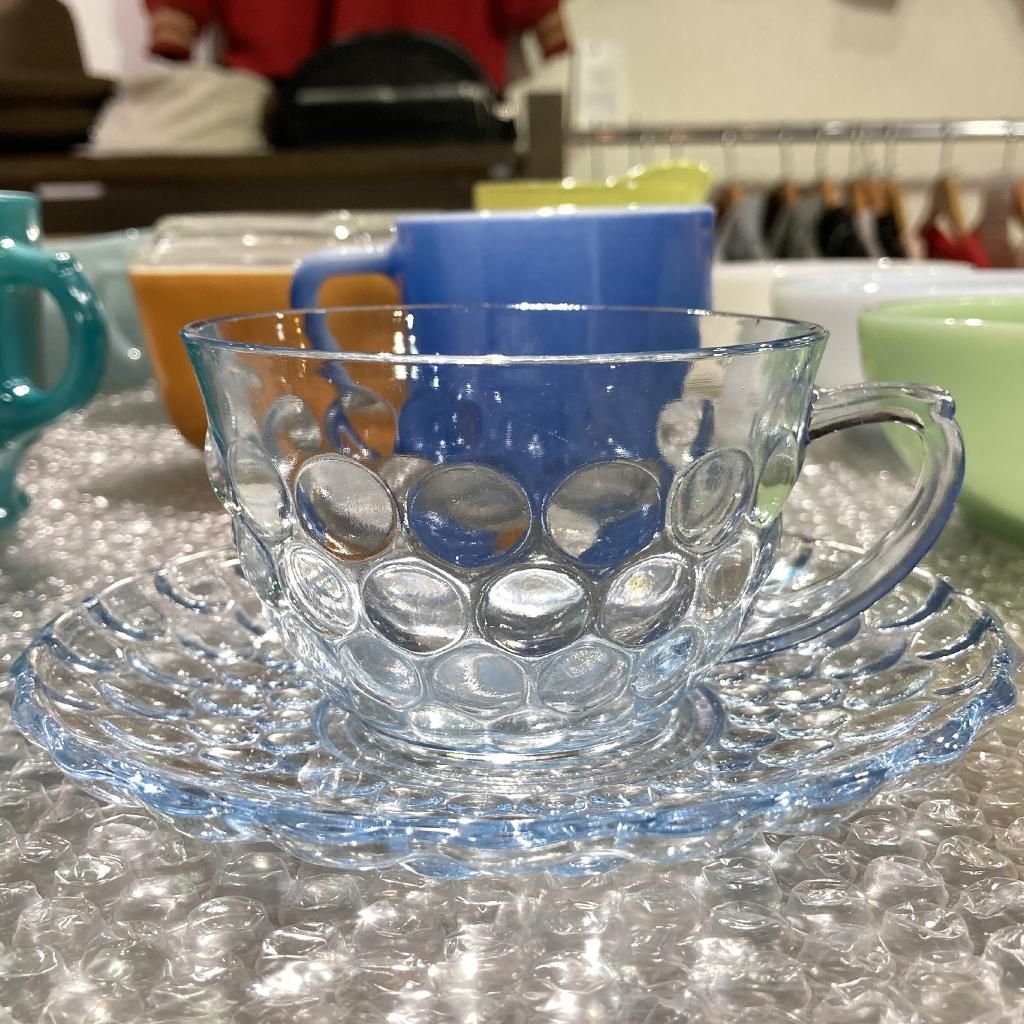 バブル サファイアブルー カップ&ソーサー 1941～1968年製造 Fire-king