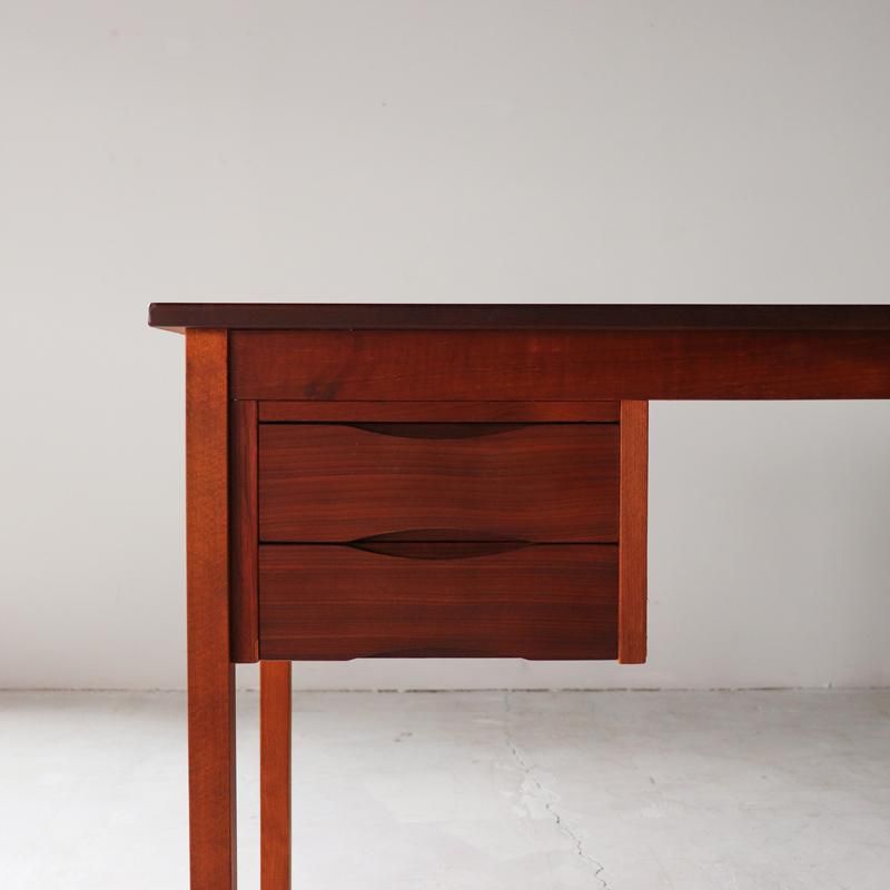 ヴィンテージ家具 / 引き出し付きデスク / 北欧デンマーク / DK-001D