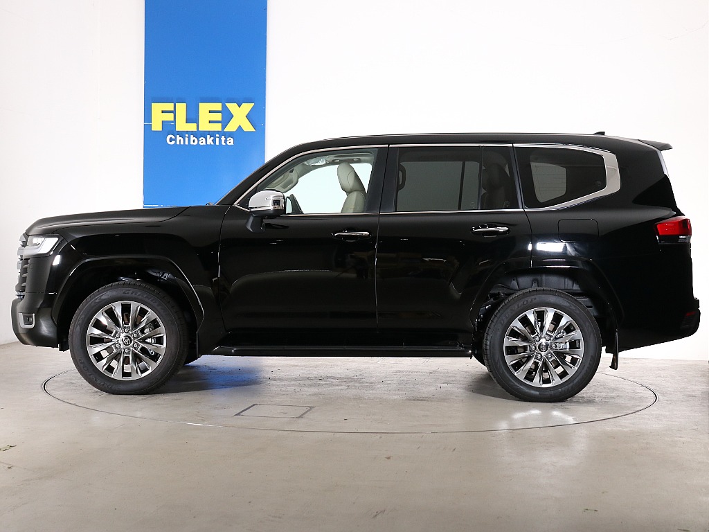 トヨタ ランドクルーザー300 3.3 ZX ディーゼルターボ 4WD(R05年式,0.4