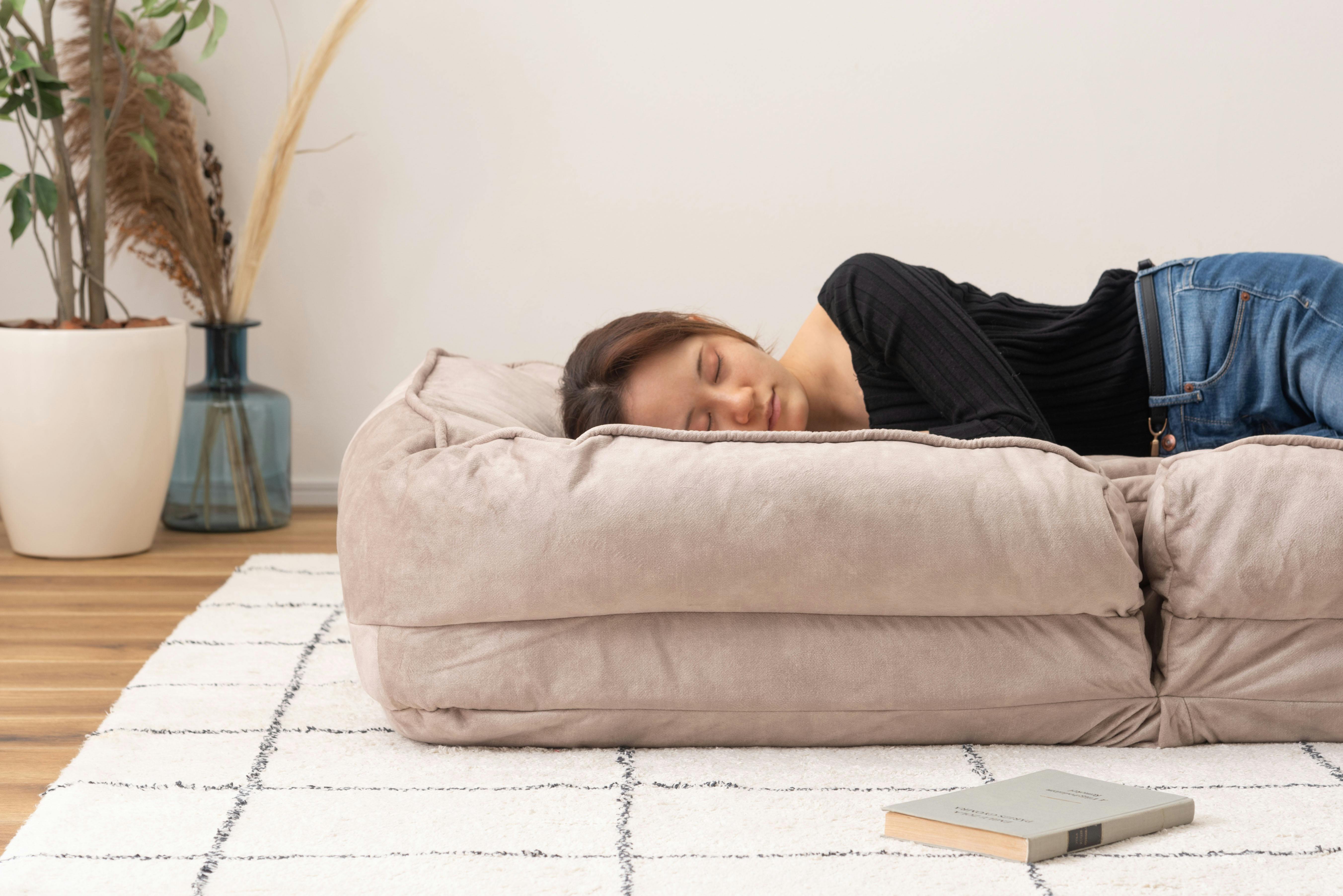 ソファベッド ／色：ベージュ ／ 幅85×奥行105-165×高さ27-77×座面高