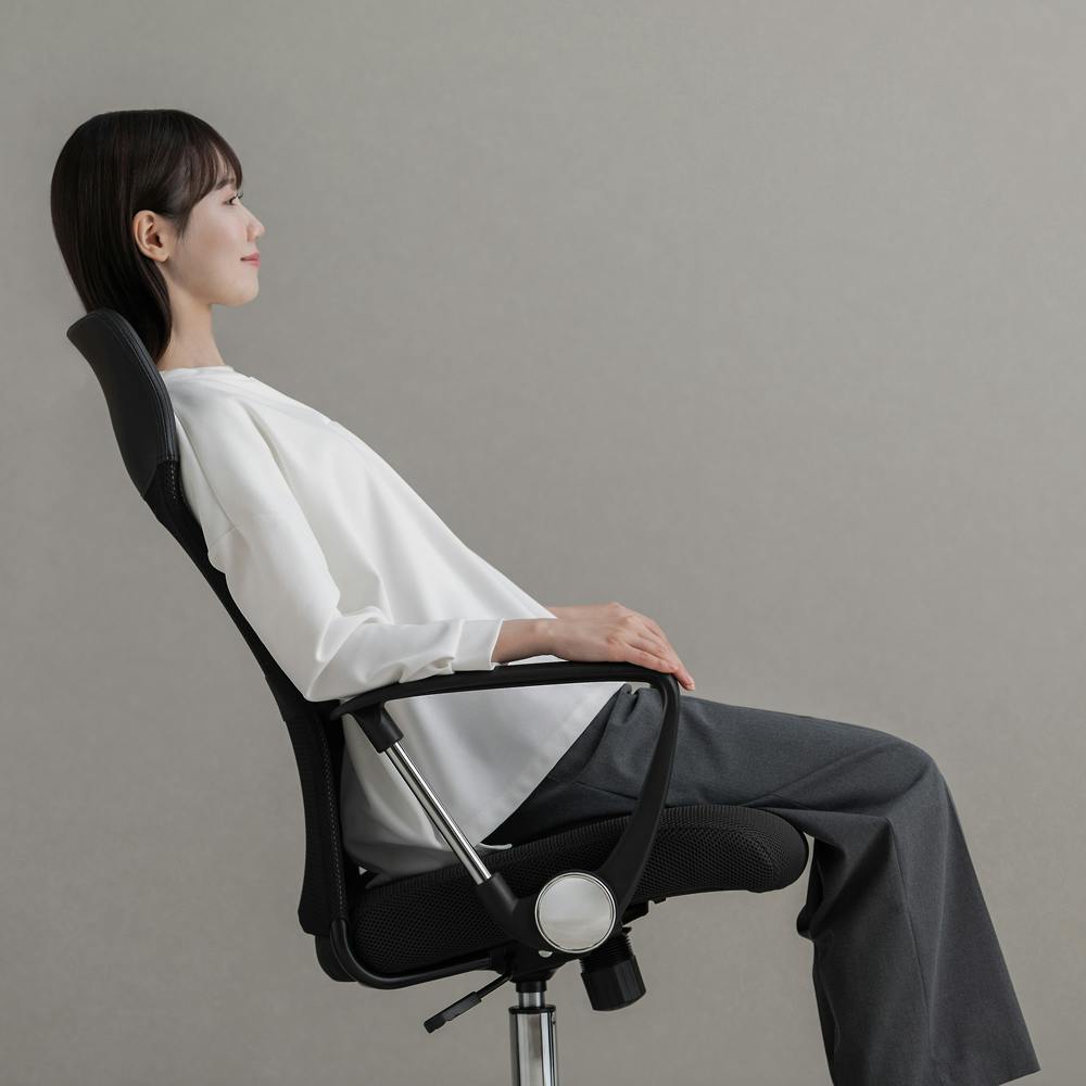 アイリスオーヤマ メッシュバックチェアハイバック OFC-MBHR ブラック