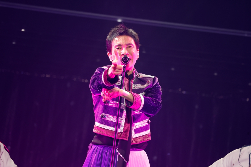 オフィシャルレポ】郷ひろみ、70歳誕生日にファンへの想いをこめた新曲