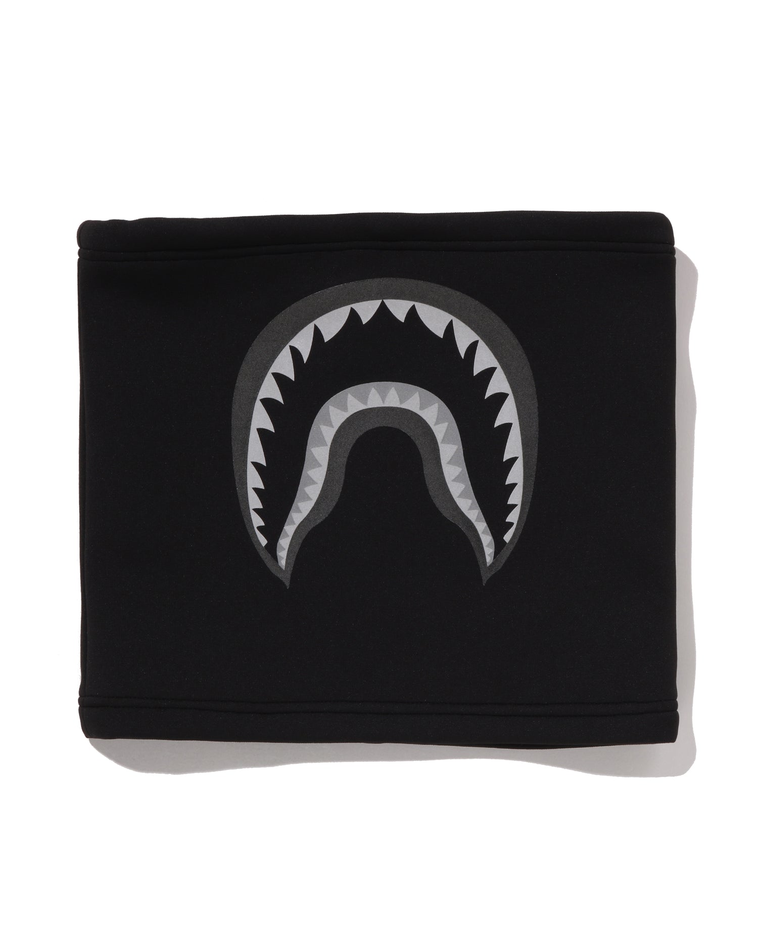 A BATHING APE® Gore-Tex Wind Stopper Neck Warmer | Bape official