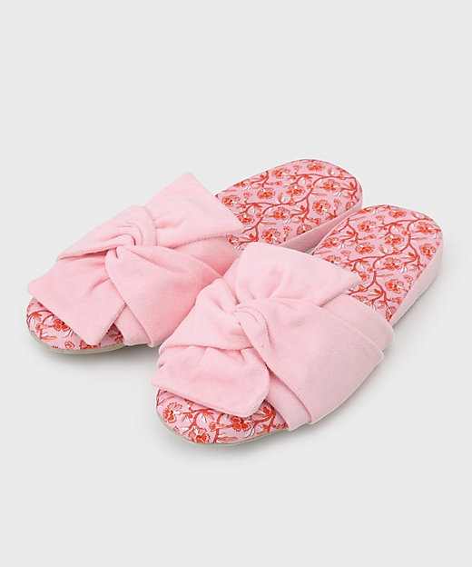 ツーアン】ローラ アシュレイ 花柄クッション2個＆UGG キッズブーツ