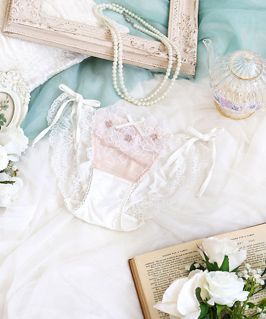 スティーナ リボンショーツ（2002461016） | Risa Magli