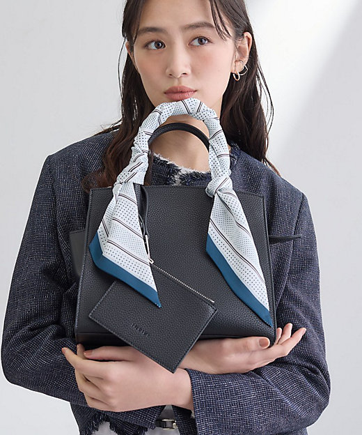 2柄展開】柄デザインスカーフ（2002579962） | INDIVI