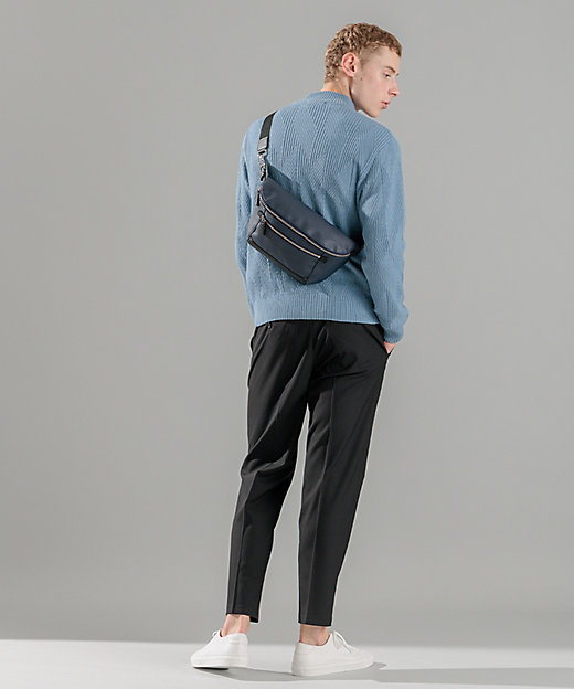 シンセティックシュリンクレザー ボディバッグ（BOJXCW0503