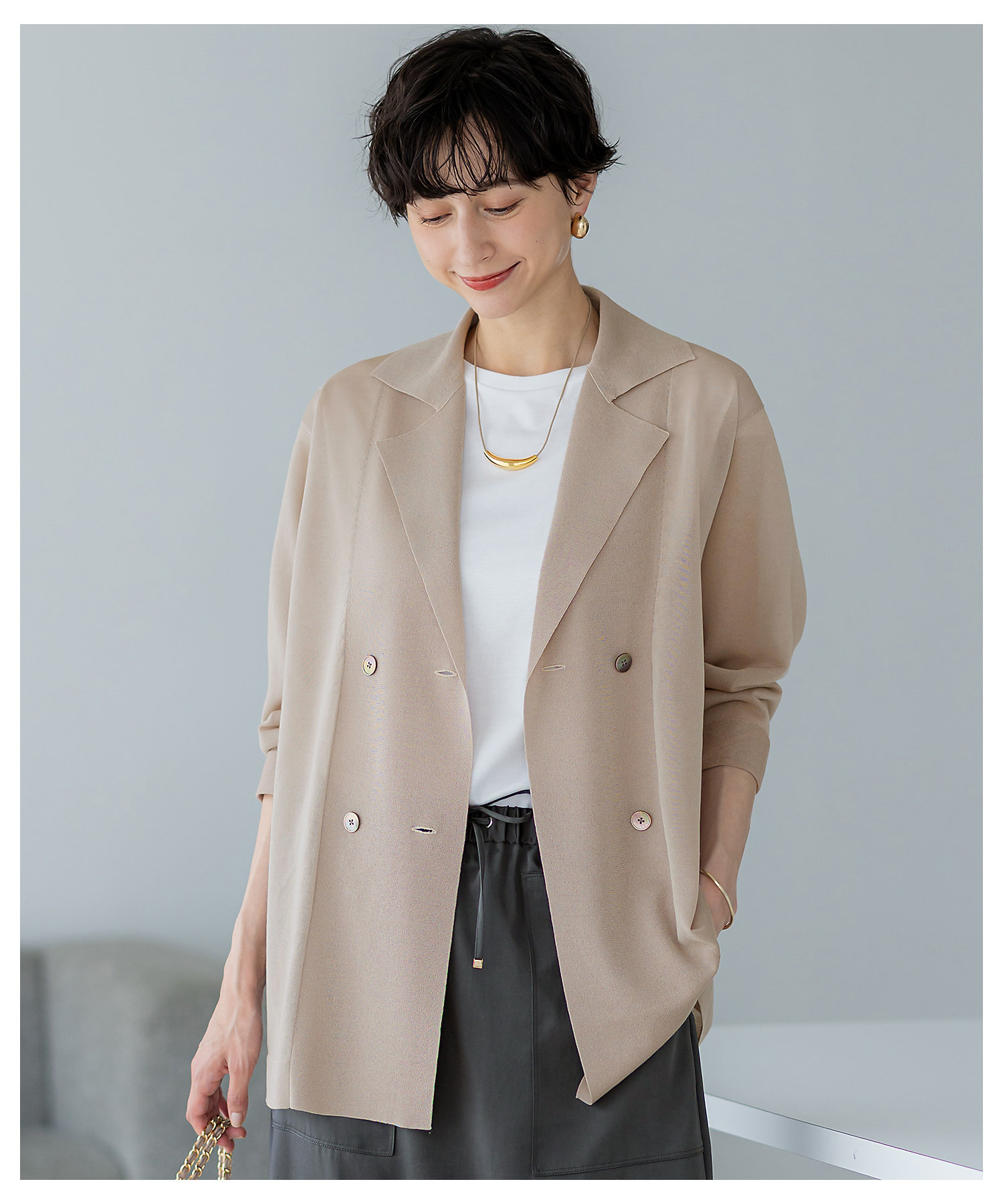 11008KRWOGA0255033001?$VS_1500$