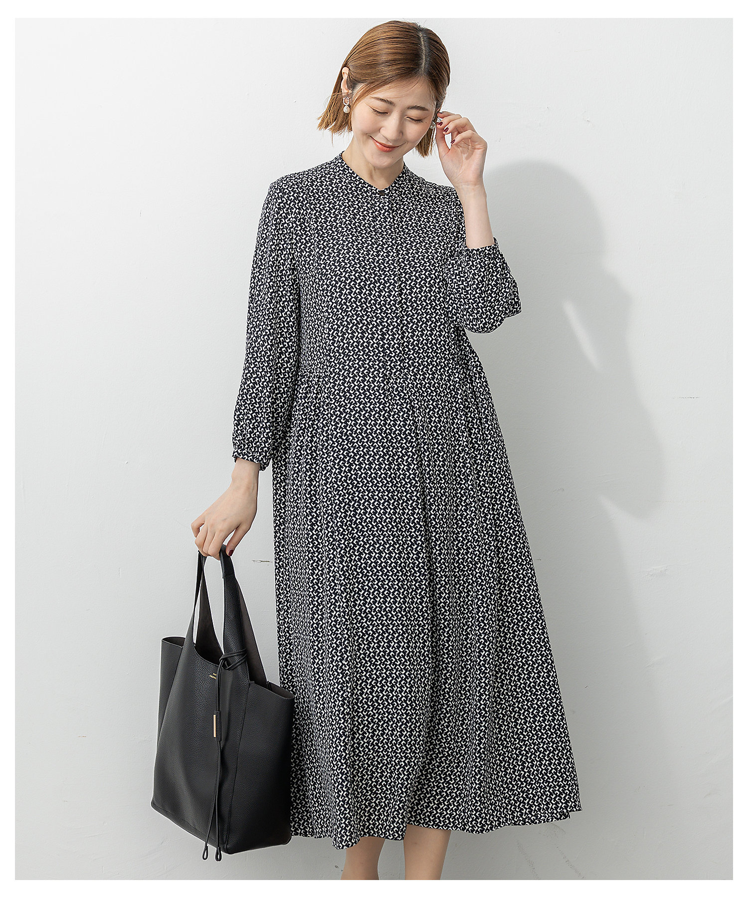 モラビト✴︎スペル⭐️ジオメトリック柄オリジナルプリントワンピース