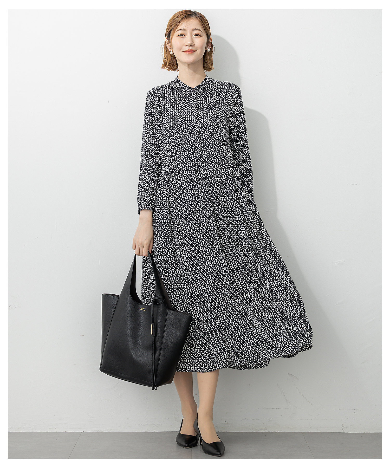 洗える】モダンジオメトリックプリント ワンピース