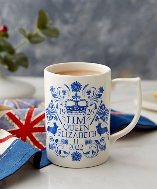 ☆エリザベス2世女王陛下追悼マグ | Spode/スポード | 三越伊勢丹