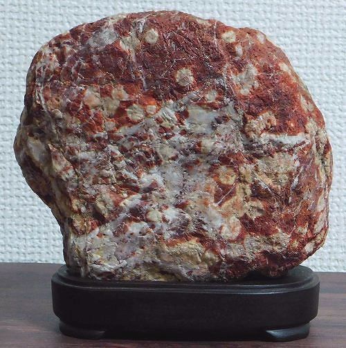 緋山酔恭「山水石美術館」 全国の水石・美石を紹介 土岐石