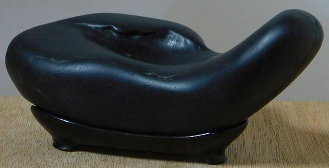 緋山酔恭「山水石美術館」 全国の水石・美石を紹介 『抽象石・心象石』