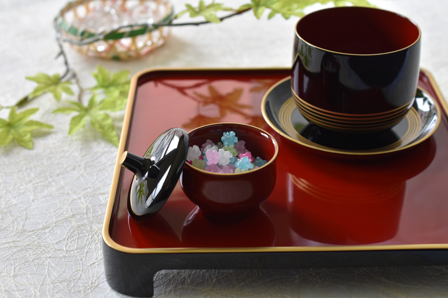 KINSEN トレイ isukeブランド 漆塗りのお膳 漆器の井助