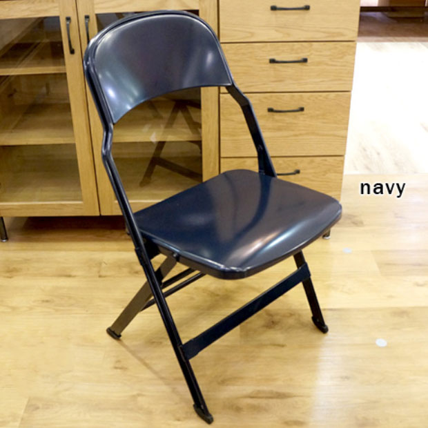 CLARIN (クラリン) スチール製フォールディングチェアの格好良さ