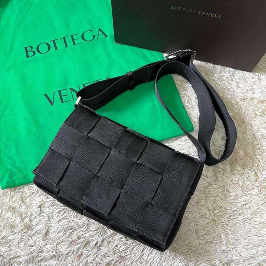 ボッテガヴェネタ ショルダーバッグ カセット ナイロン ブラック RFID