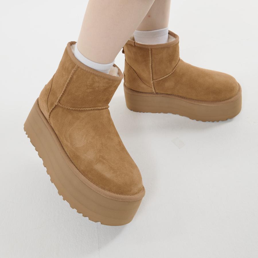 UGG（アグ） ムートンブーツ クラシック ミニ プラットフォーム