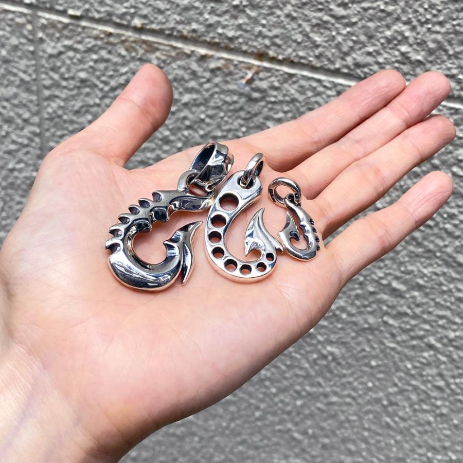 BILL WALL LEATHER（ビルウォールレザー） フィッシュフック w ホール