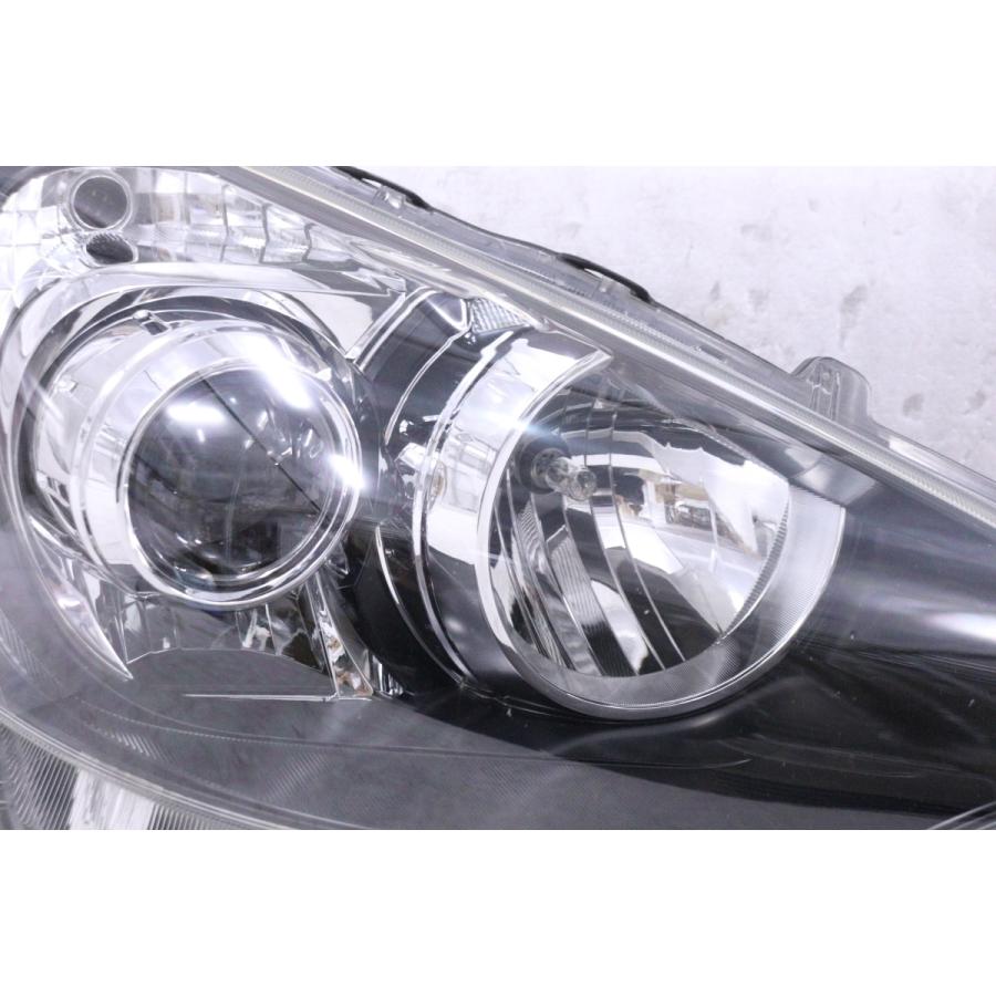 アクア 23-2463☆前期 LED NHP10 アクア☆右ヘッドライト KOITO 52-247