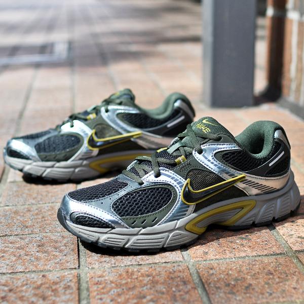 NIKE（ナイキ） 29%off 送料無料 スニーカー メンズ NIKE V5 RNR