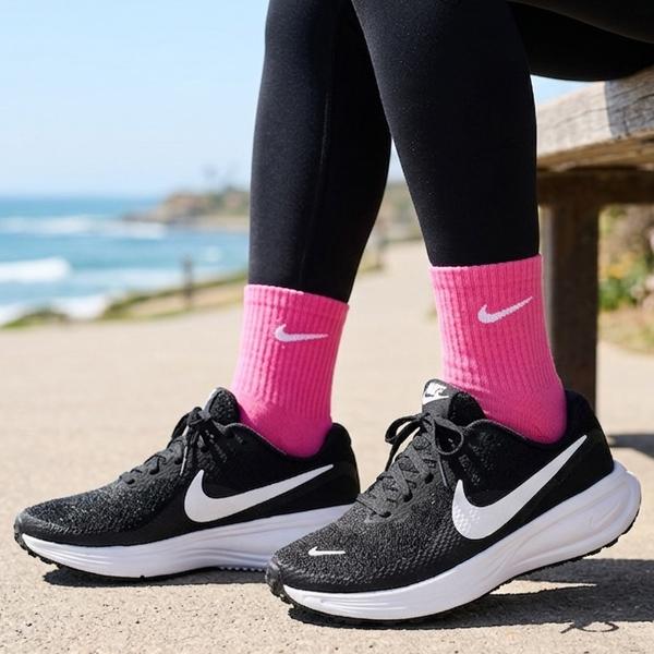 NIKE（ナイキ） 幅広 スニーカー ランニングシューズ レディース