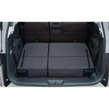 エルグランド エルグランド[ELGRAND] E52 後期：純正 ラゲッジフル