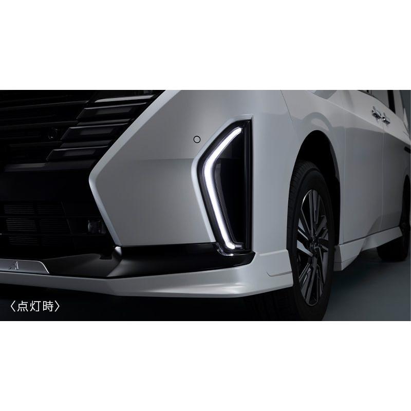 セレナ SERENA C28系 ：純正 フロントバンパーイルミネーション（白色