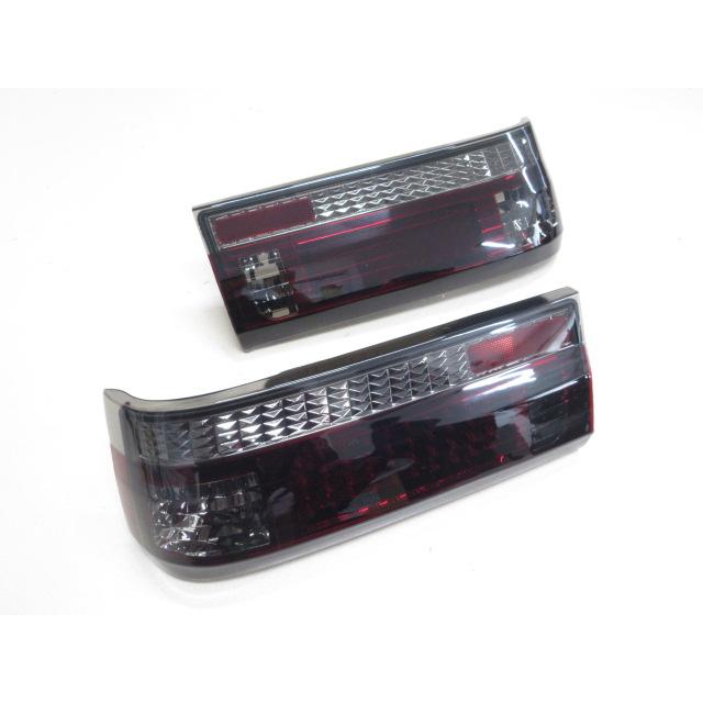 在庫あり AE86 3ドア用 LED スモーク/クリア テールライト レビン