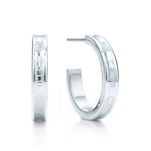 TIFFANY&Co.（ティファニー） ピアス TIFFANY＆Co. 1837 ナロー フープ