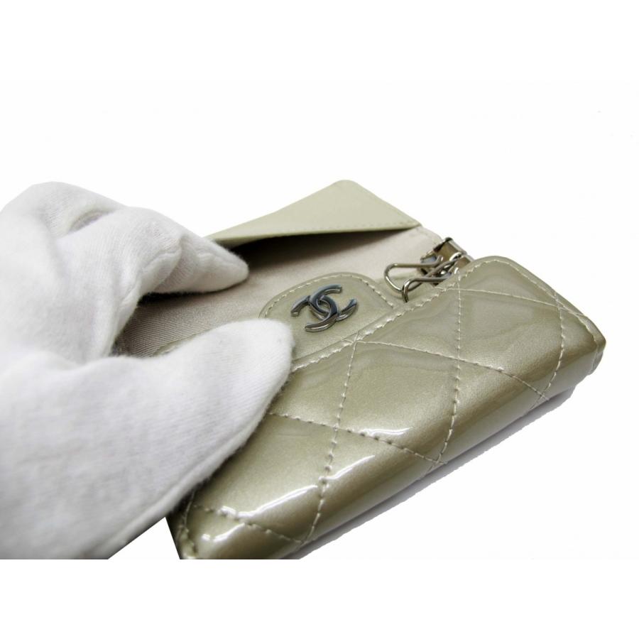 CHANEL（シャネル） 6連キーケース メタリックグレー シルバー金具